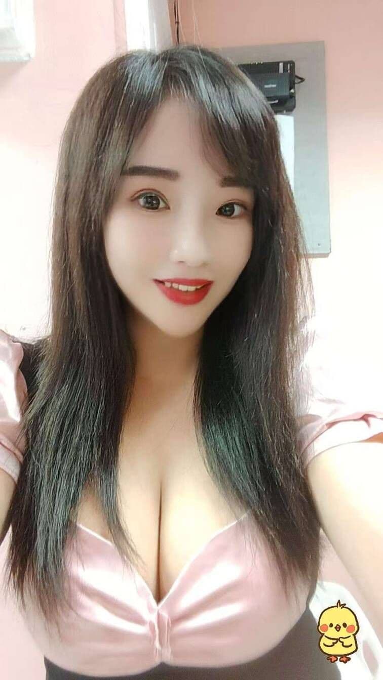 纽约楼凤，天然D胸兼职，本人照片！ - Image 2