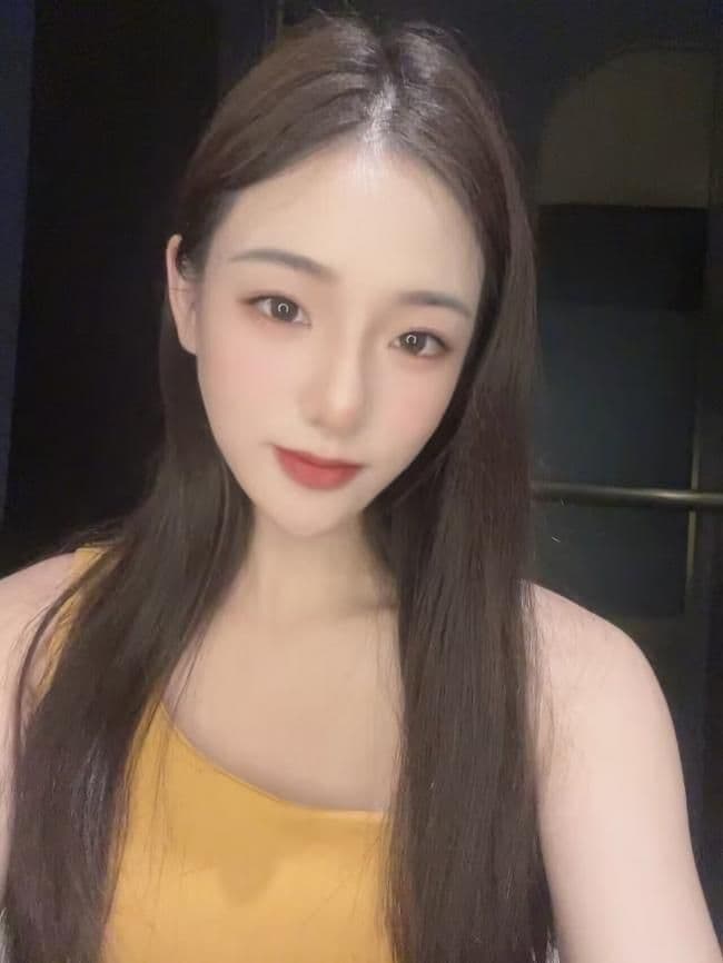 婷婷😘100%照片是本人！